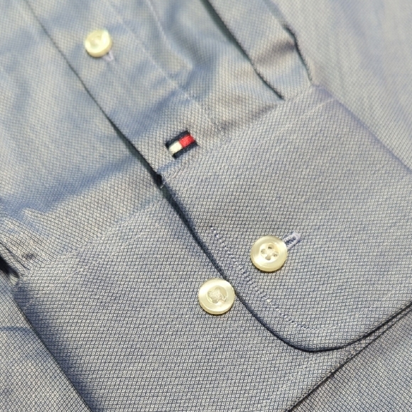 Tommy Hilfiger Light Blue Dress Shirt - Picture 6 of 12